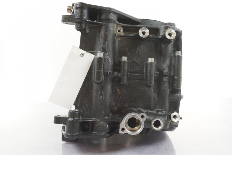 Vänster sida på Motorblock från en BMW R NineT -2017 motorcykel.