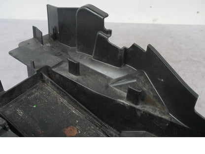 Vänster sida på Batterihållare från en Kawasaki ZX-6R -2006 motorcykel.