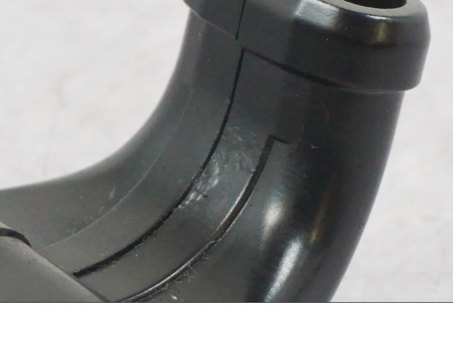 Snett uppifrån på Gasklo från en Yamaha MT-09 -2016 motorcykel.