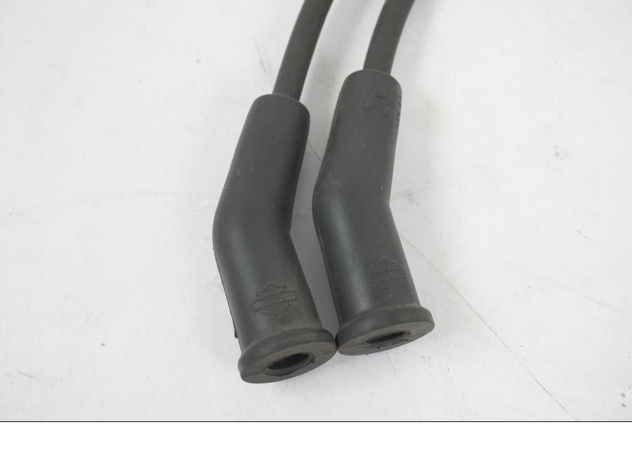 Baksidan på Tändstiftskablage från en H-D Street Glide FLHX -2012 motorcykel.