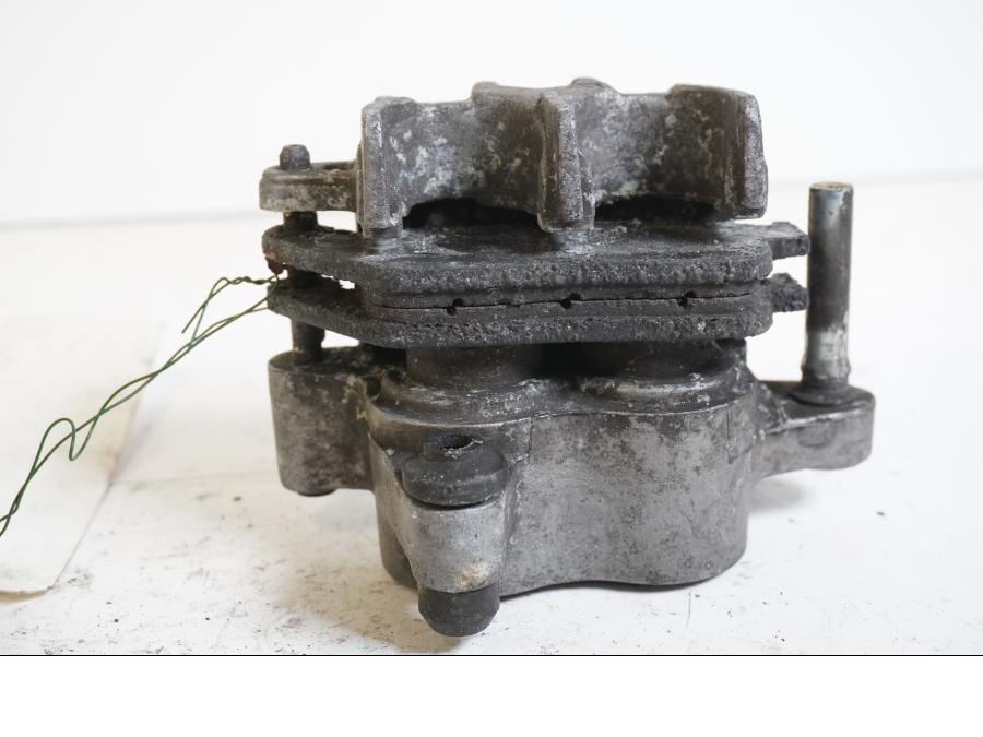 Höger sida på Bromsok från en Honda CB 750 SF -1993 motorcykel.