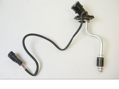 Framsidan på Oljenivågivare från en KTM 1190 Adventure -2015 motorcykel.