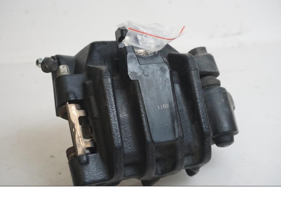 Baksidan på Bromsok från en Indian Chieftain Dark Horse -2019 motorcykel.