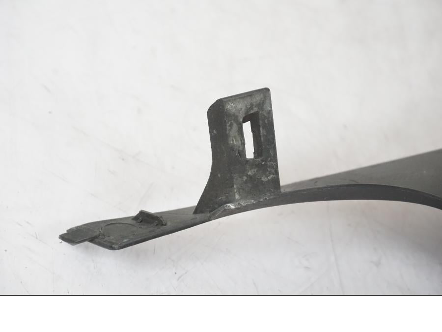 Vänster sida på Toppkåpsinsida från en Suzuki GSX-R 750 -2006 motorcykel.