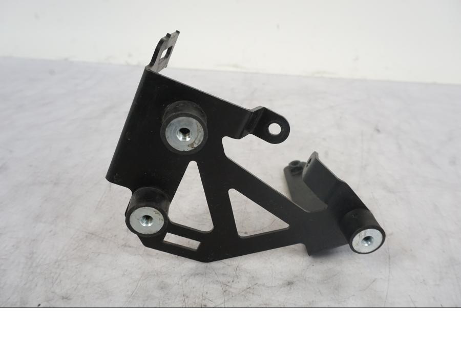 Framsidan på ABS Låda från en KTM 690 Duke -2014 motorcykel.