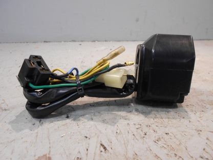 Baksidan på Styrelreglage från en Yamaha XV 1100 -1996 motorcykel.