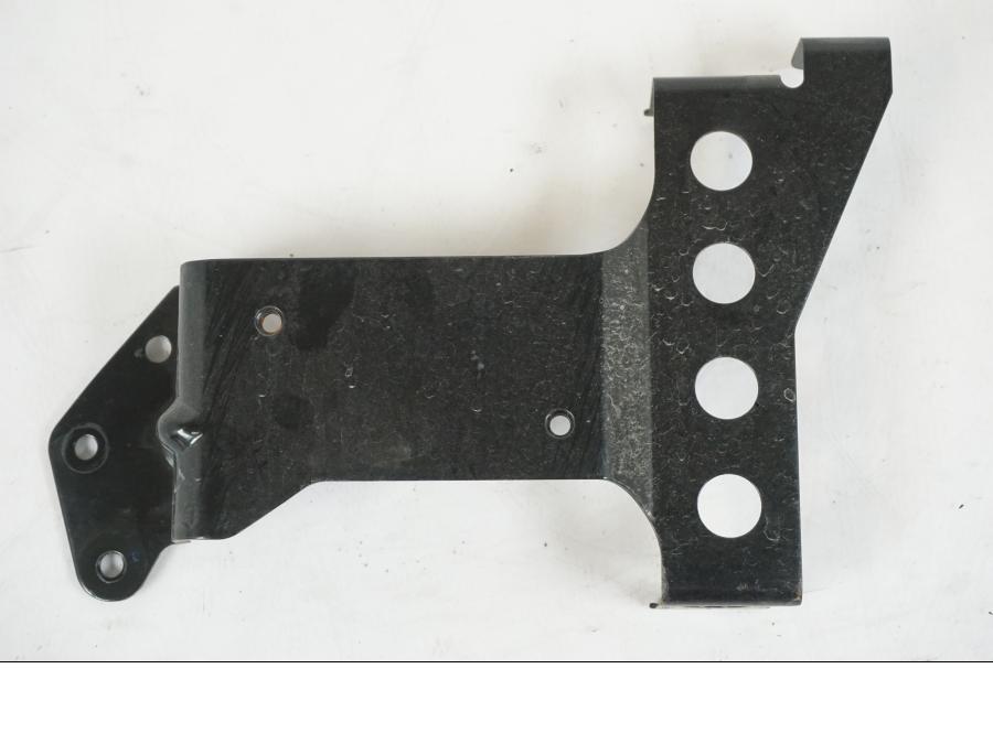 Höger sida på CDI / ECU från en Suzuki VZR 1800 -2009 motorcykel.