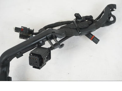 Vänster sida på Kabelstam från en BMW R 1250 GS -2021 motorcykel.