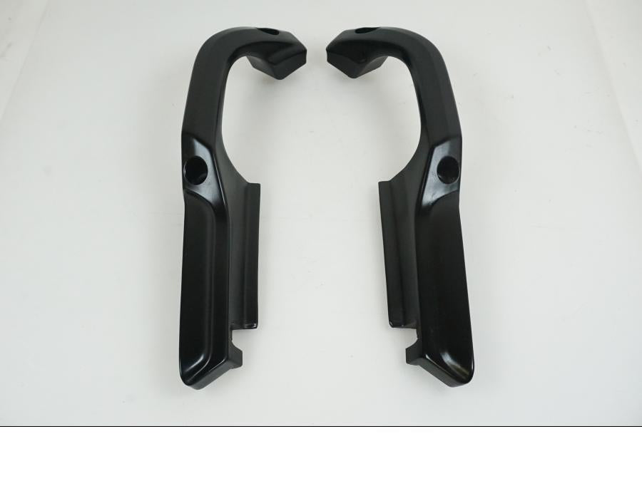 Framsidan på Passagerarhandtag från en Suzuki GSX 1100 F -1993 motorcykel.