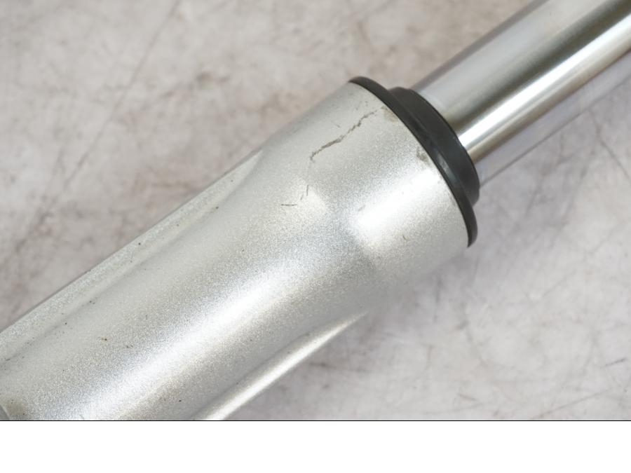 Extrabild4 på Gaffelben från en Honda ANF 125 -2008 motorcykel.