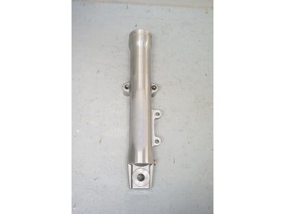 Framsidan på Gaffelben från en H-D Softail Heritage Classic FLSTC/I -2004 motorcykel.