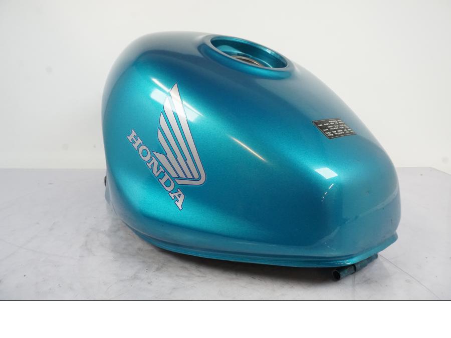 Extrabild2 på Bensintank från en Honda VFR 750 -1994 motorcykel.
