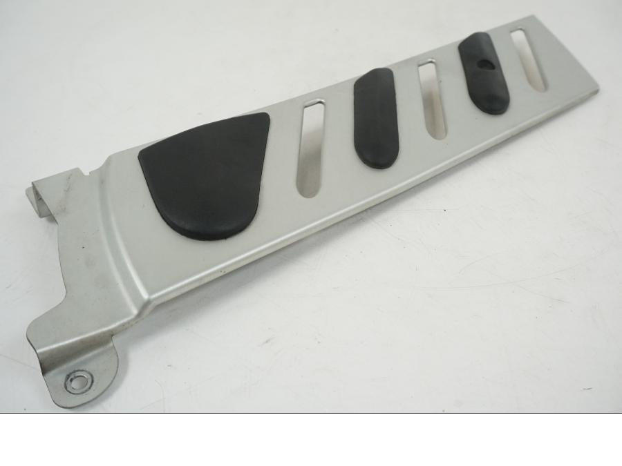 Vänster sida på Ramskydd från en BMW F 650 CS -2002 motorcykel.