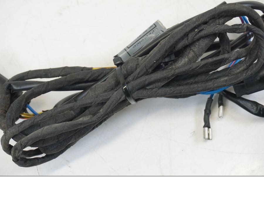 Vänster sida på Kabelstam från en BMW K 1200 LT -2004 motorcykel.