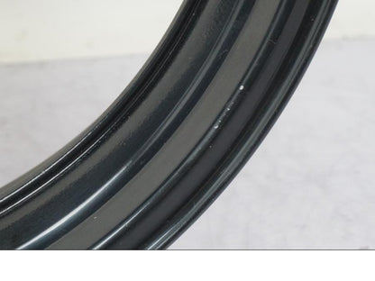 Extrabild5 på Fälg från en Honda CBR 1000 RR -2004 motorcykel.