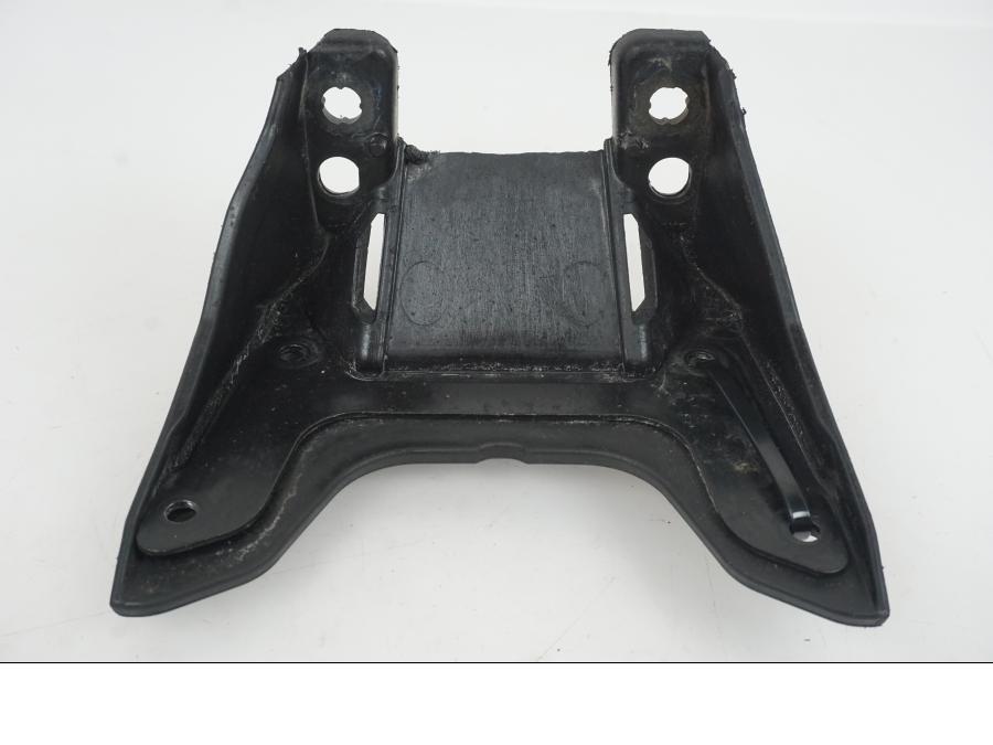 Extrabild3 på Skylthållare från en Suzuki GSX-R 750 -2009 motorcykel.