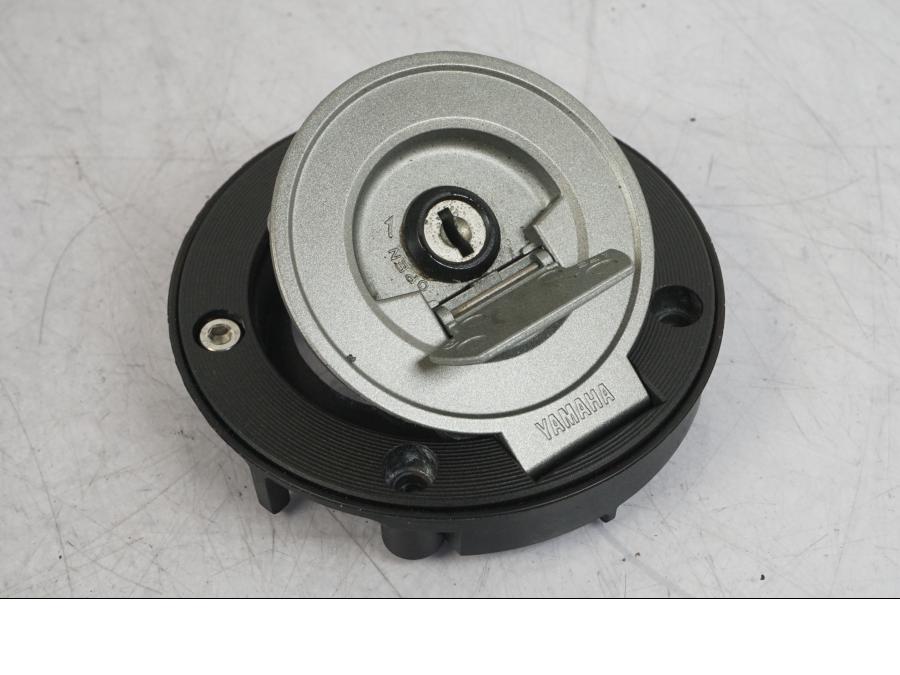 Höger sida på Låssats från en Yamaha MT-09 SP -2018 motorcykel.