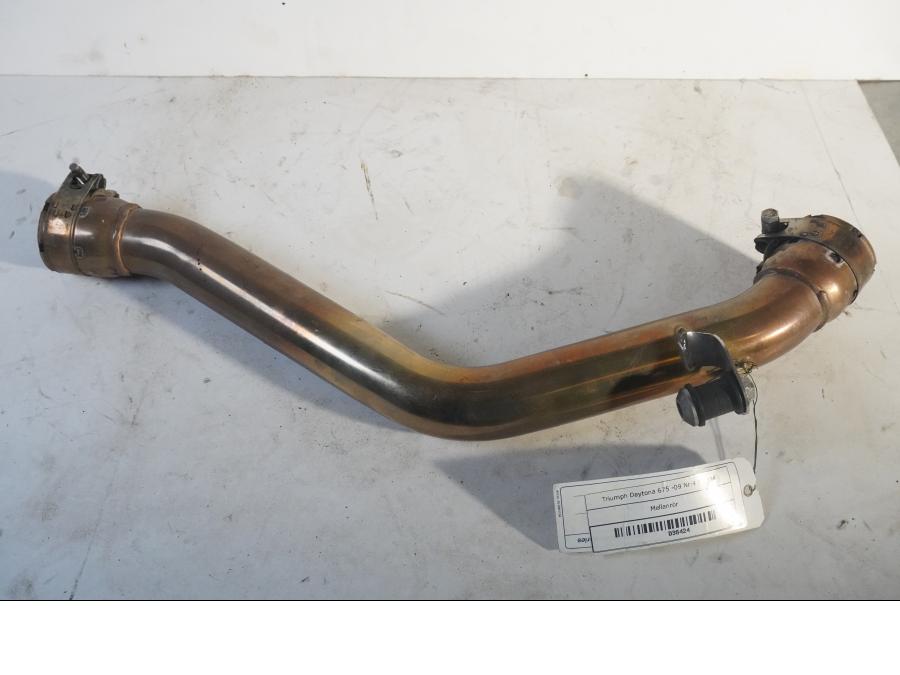 Vänster sida på Mellanrör från en Triumph Daytona 675 -2009 motorcykel.