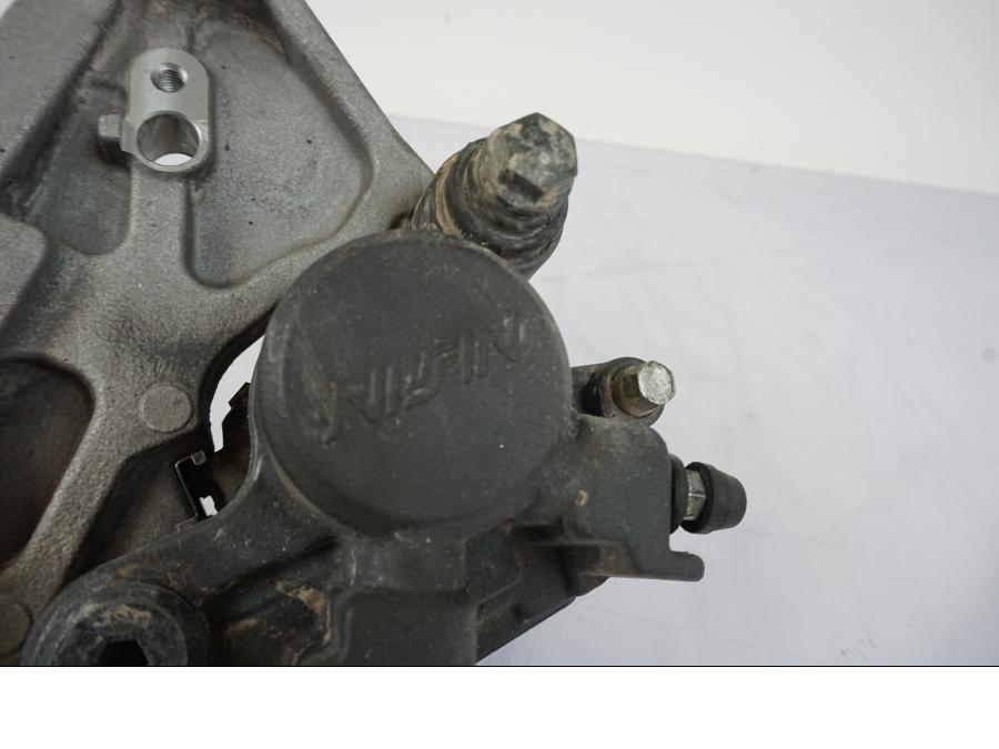 Baksidan på Bromsok från en Honda CRF 1000 Africa Twin -2016 motorcykel.