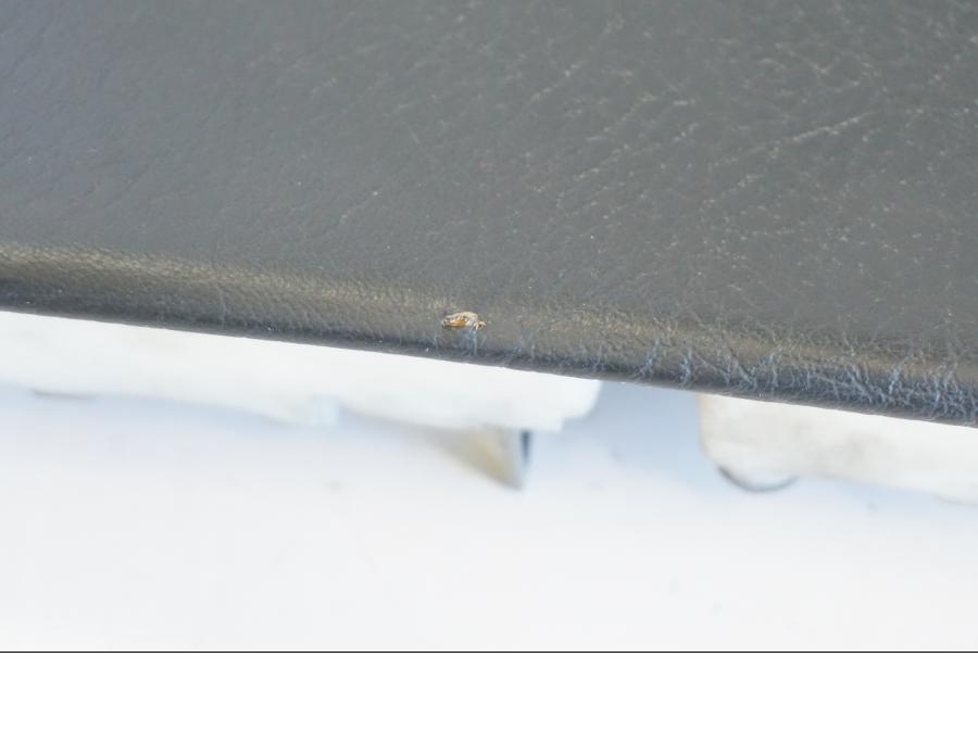 Extrabild1 på Sadel från en Yamaha YZF 1000 R -1997 motorcykel.