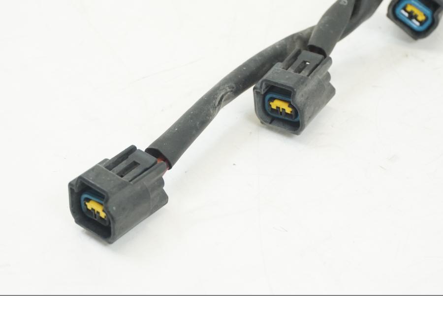 Baksidan på Kabelstam från en Yamaha YZF 1000 R1 -2004 motorcykel.