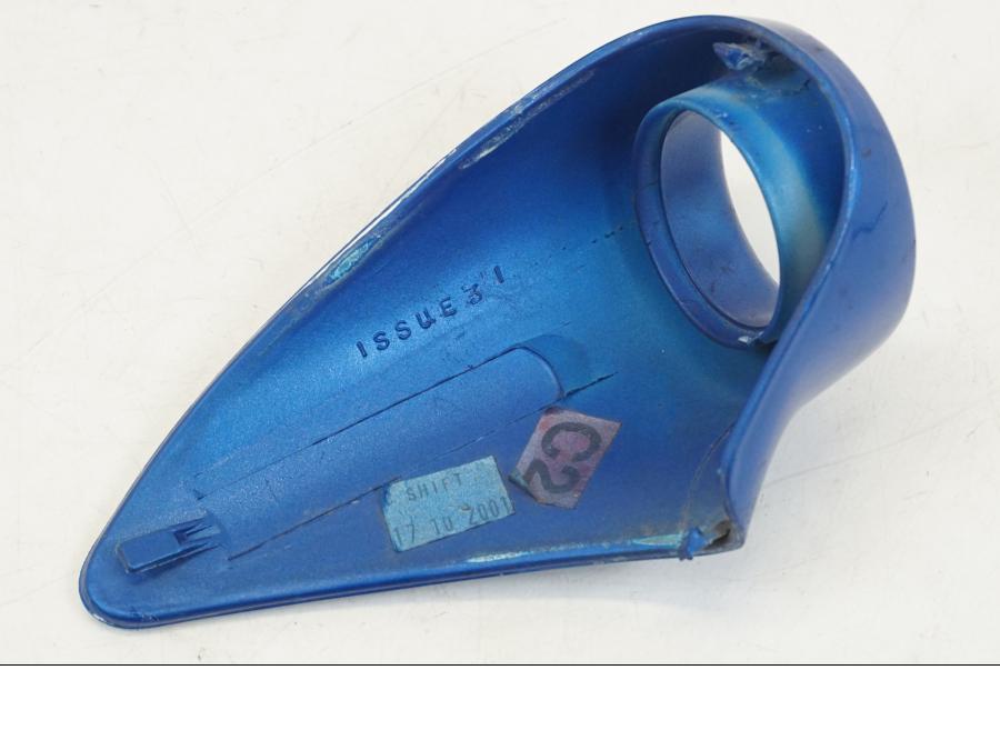 Snett uppifrån på Luftintag från en Triumph TT 600 -2002 motorcykel.