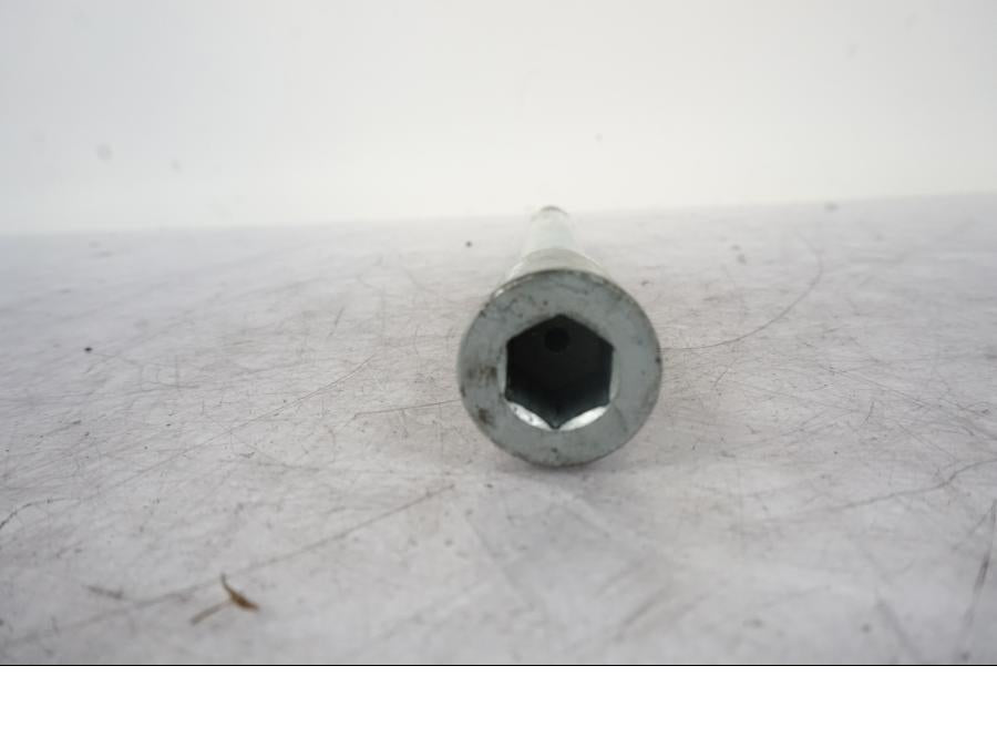 Höger sida på Axel från en Kawasaki ER-6N -2008 motorcykel.