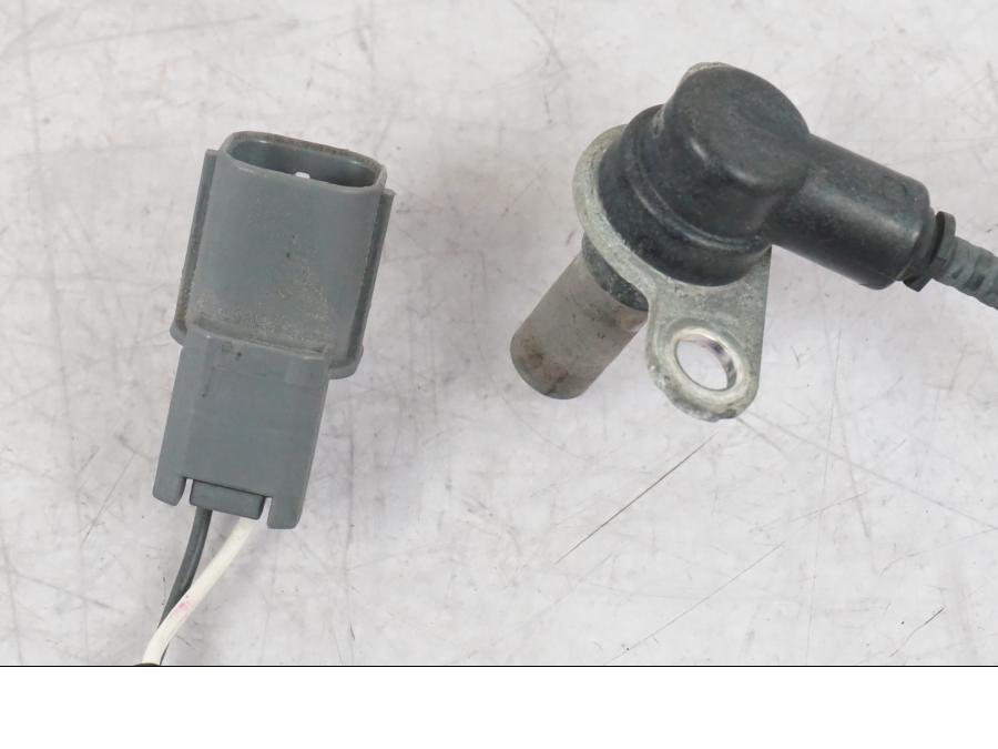 Snett uppifrån på ABS givare från en Suzuki GSF 1250 -2010 motorcykel.