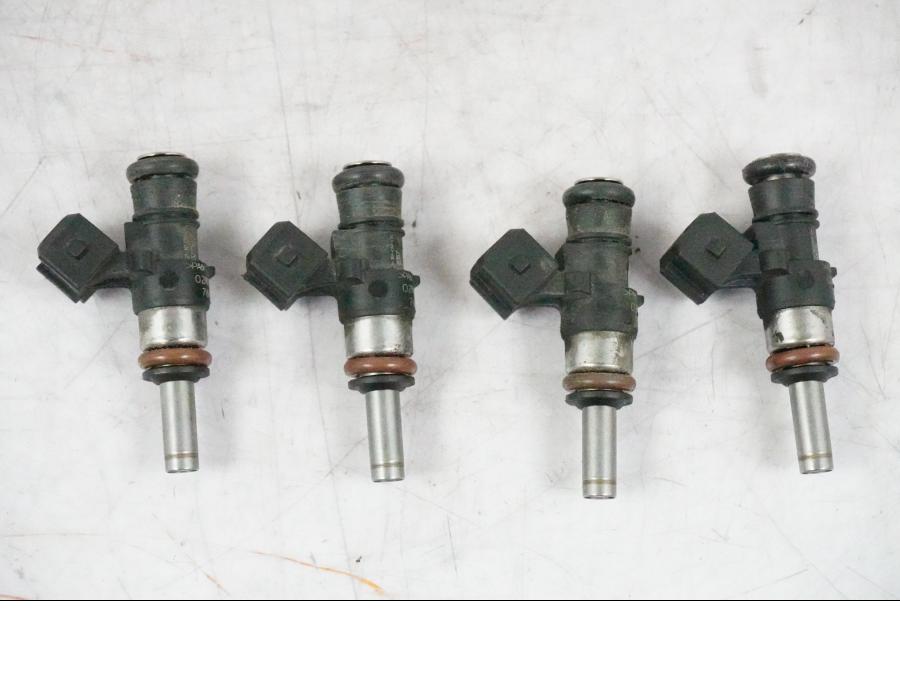 Framsidan på Spridare från en BMW K 1200 S -2005 motorcykel.