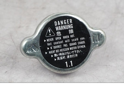 Framsidan på Vattenkyllock från en Ducati Multistrada V4 -2024 motorcykel.