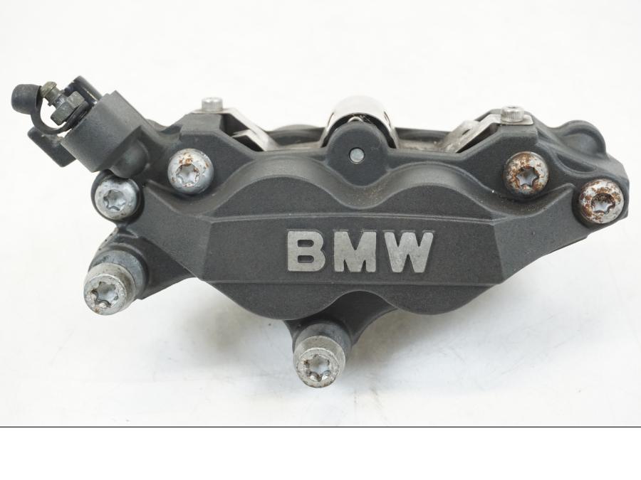 Framsidan på Bromsok från en BMW K 1200 LT -2004 motorcykel.