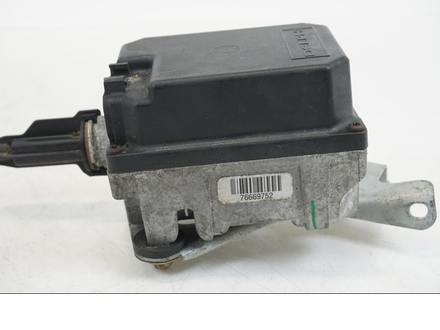 Snett uppifrån på Farthållarservo från en BMW K 1200 LT -2004 motorcykel.