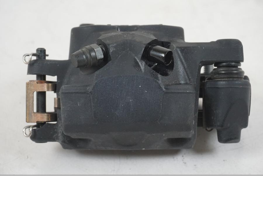 Vänster sida på Bromsok från en BMW R 1250 GS -2021 motorcykel.