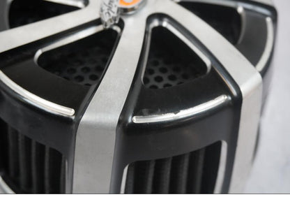 Vänster sida på Luftburk från en H-D Touring Street Glide FLHX -2009 motorcykel.