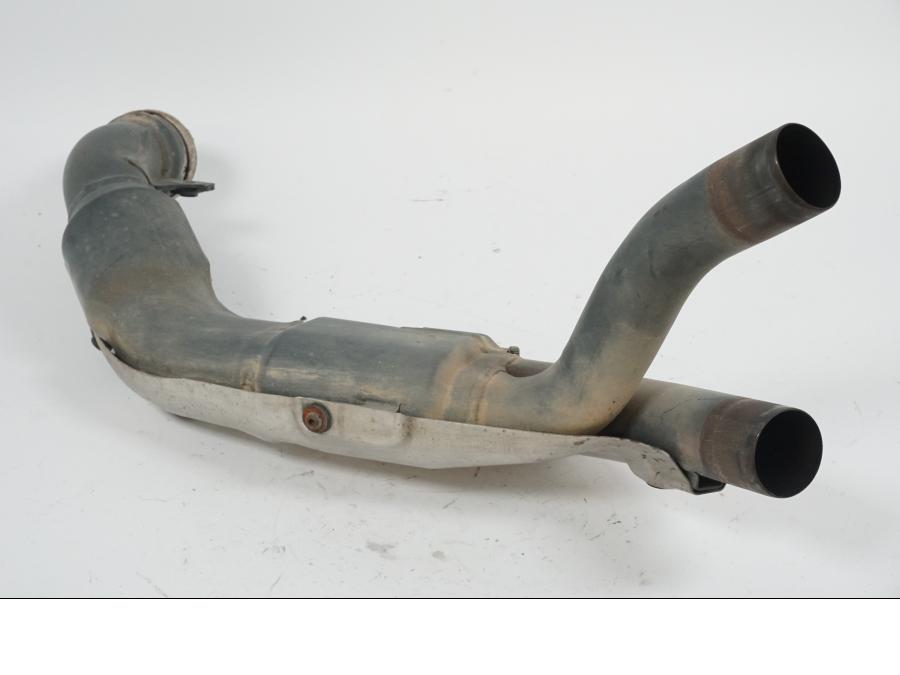 Baksidan på Mellanrör från en Yamaha YZF 1000 R1 -2007 motorcykel.