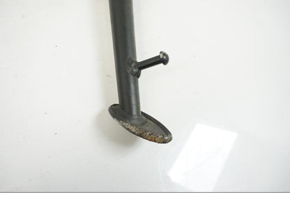 Vänster sida på Sidostöd från en Kawasaki Z 1000 -2017 motorcykel.