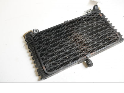 Vänster sida på Oljekyl från en Suzuki GSX 1300 BK -2008 motorcykel.