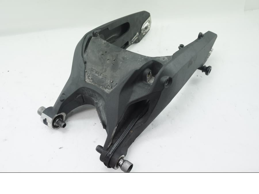 Baksidan på Sving från en Ducati 899 Panigale -2015 motorcykel.