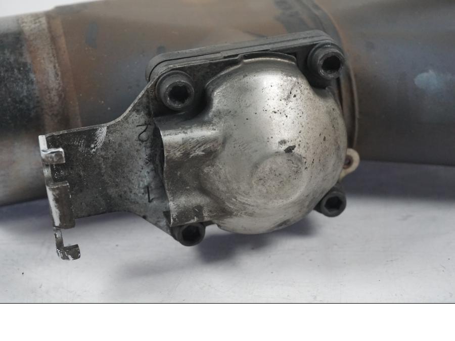 Baksidan på Avgasspjäll från en Yamaha YZF 1000 R1 -2007 motorcykel.