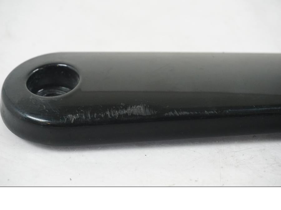 Snett uppifrån på Blinkersfäste från en H-D Street Glide FLHX -2012 motorcykel.