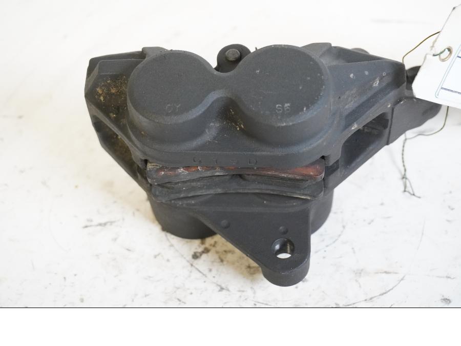 Höger sida på Bromsok från en Yamaha XT 1200 Z -2011 motorcykel.