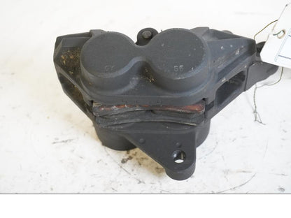 Höger sida på Bromsok från en Yamaha XT 1200 Z -2011 motorcykel.