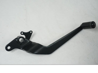 Framsidan på Bromspedal från en Yamaha Tracer 700 GT -2024 motorcykel.