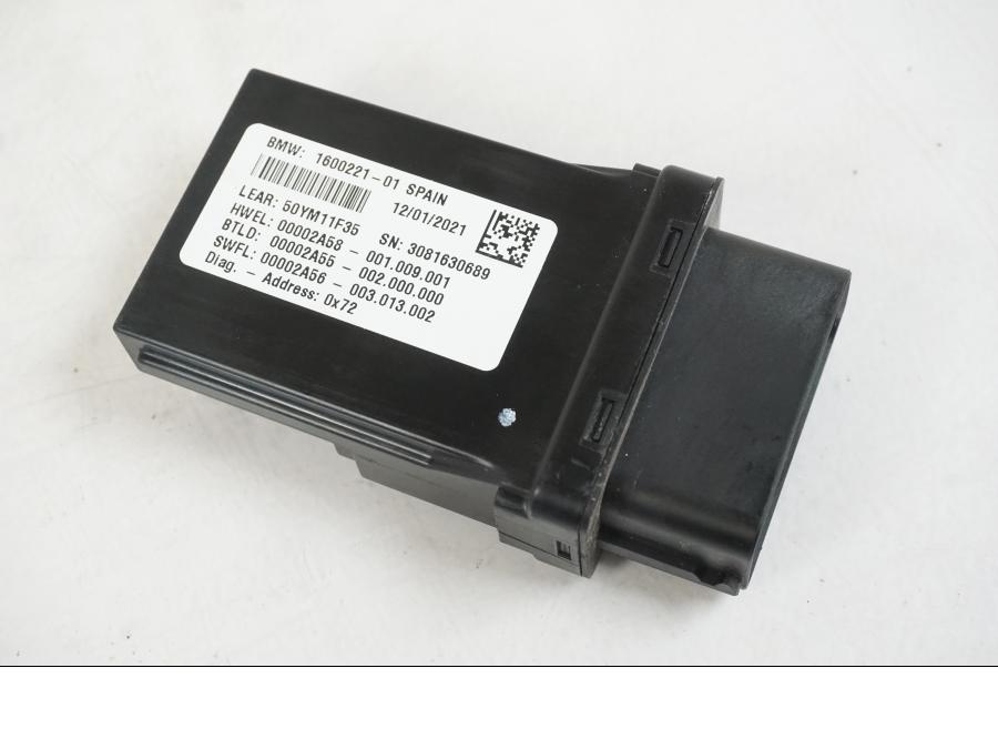 Framsidan på Strålkastarmodul från en BMW R 1250 GS -2021 motorcykel.