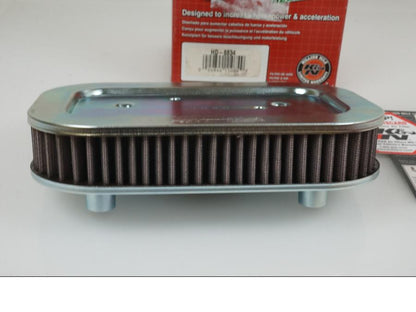 Baksidan på Luftfilter från en H-D Sportster 1000 "Ironhead" XLX -2013 motorcykel.