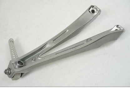 Snett uppifrån på Fotpinne från en Yamaha YZF 1000 R1 -2006 motorcykel.