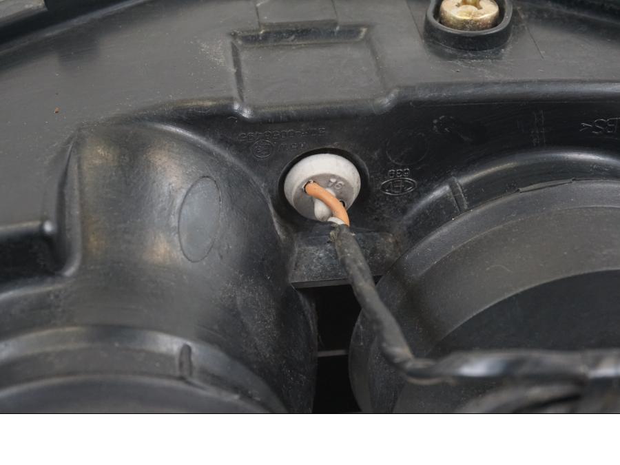 Extrabild1 på Strålkastare från en BMW F 650 CS -2003 motorcykel.