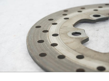 Snett uppifrån på Bromsskiva från en Suzuki GSX-R 600 -1999 motorcykel.