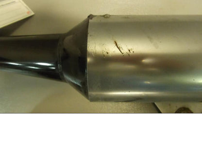 Baksidan på Ljuddämpare från en Kawasaki GPZ 500 -1991 motorcykel.