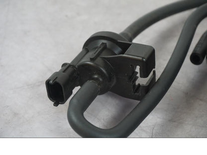 Extrabild2 på Fuel Evap System från en KTM 1290 Super Duke R -2022 motorcykel.